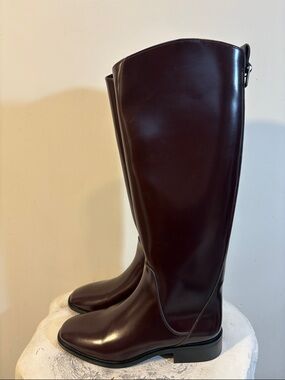Zara Burgundy Brown 17” Tall Shaft Equestrian Style Flat Viral Riding Boots